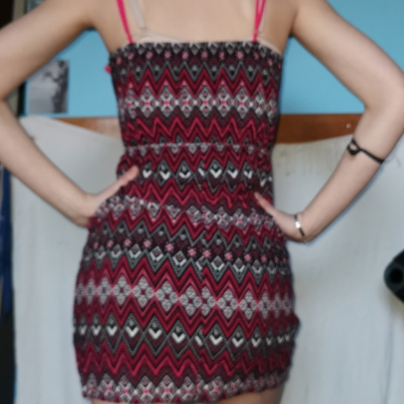 Dress - Picture 2 of 2